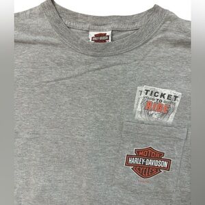Harley Davidson 2010‎ Frieze O’Fallon IL Men’s Pocket T-Shirt Gray Size Large